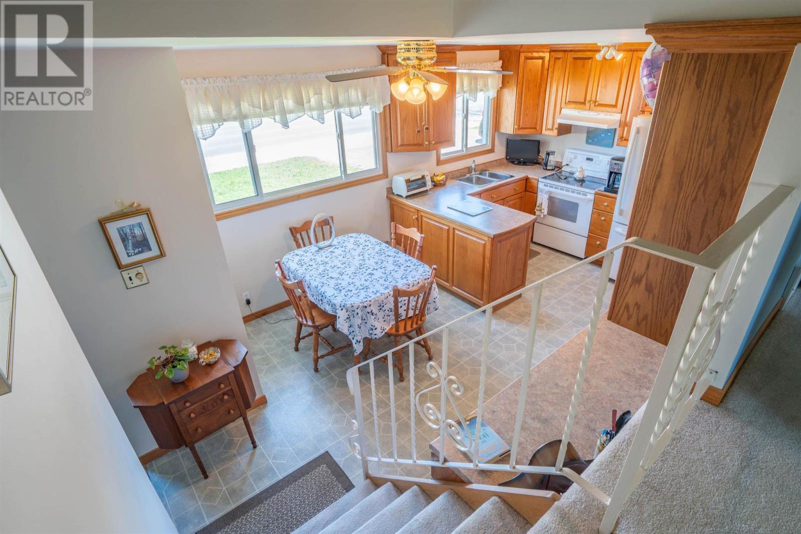 617 Mcnabb St, Sault Ste. Marie, ON - Indoor