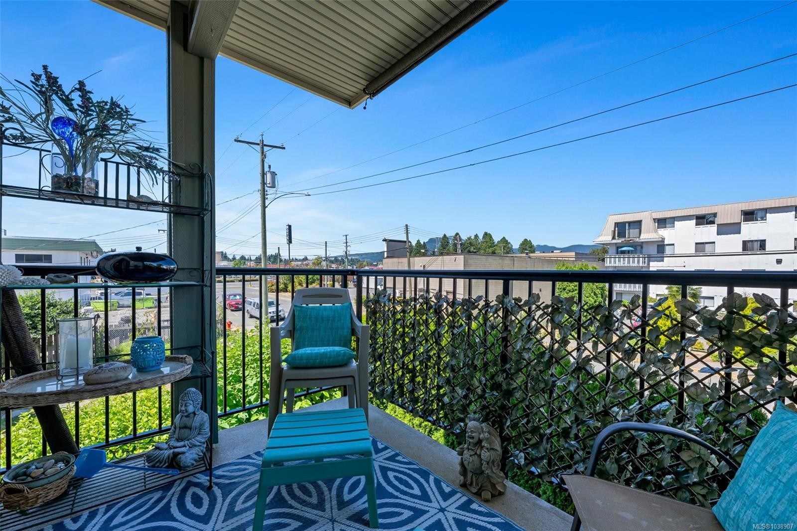 #207-2568 Dingwall St, Duncan, BC - Outdoor With Balcony With Exterior