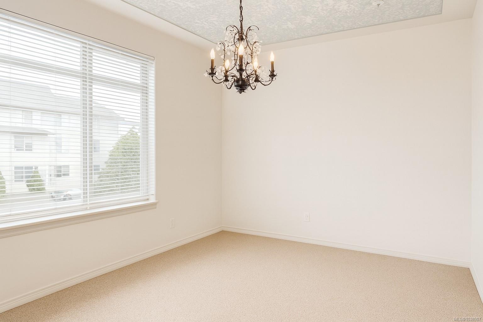 #207-2568 Dingwall St, Duncan, BC - Indoor Photo Showing Other Room