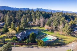 160 Kopina Dr Bowser, BC V0R 1G0
