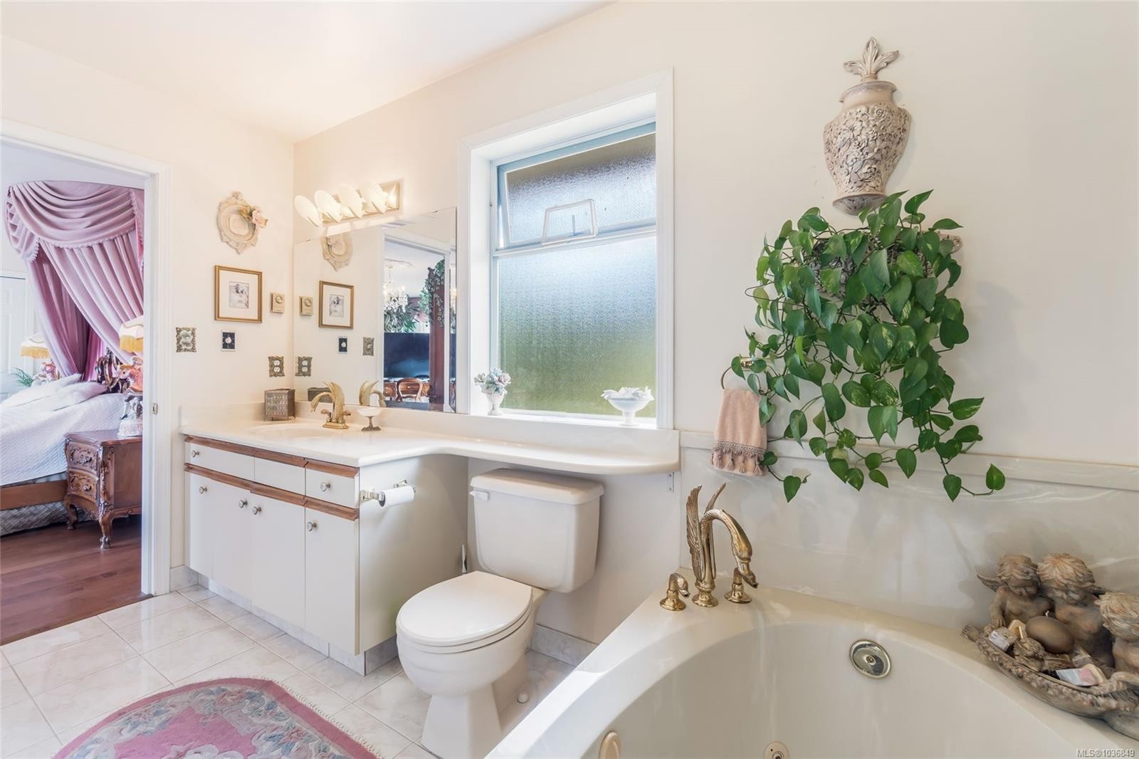 5200 Polson Terr, Saanich, BC