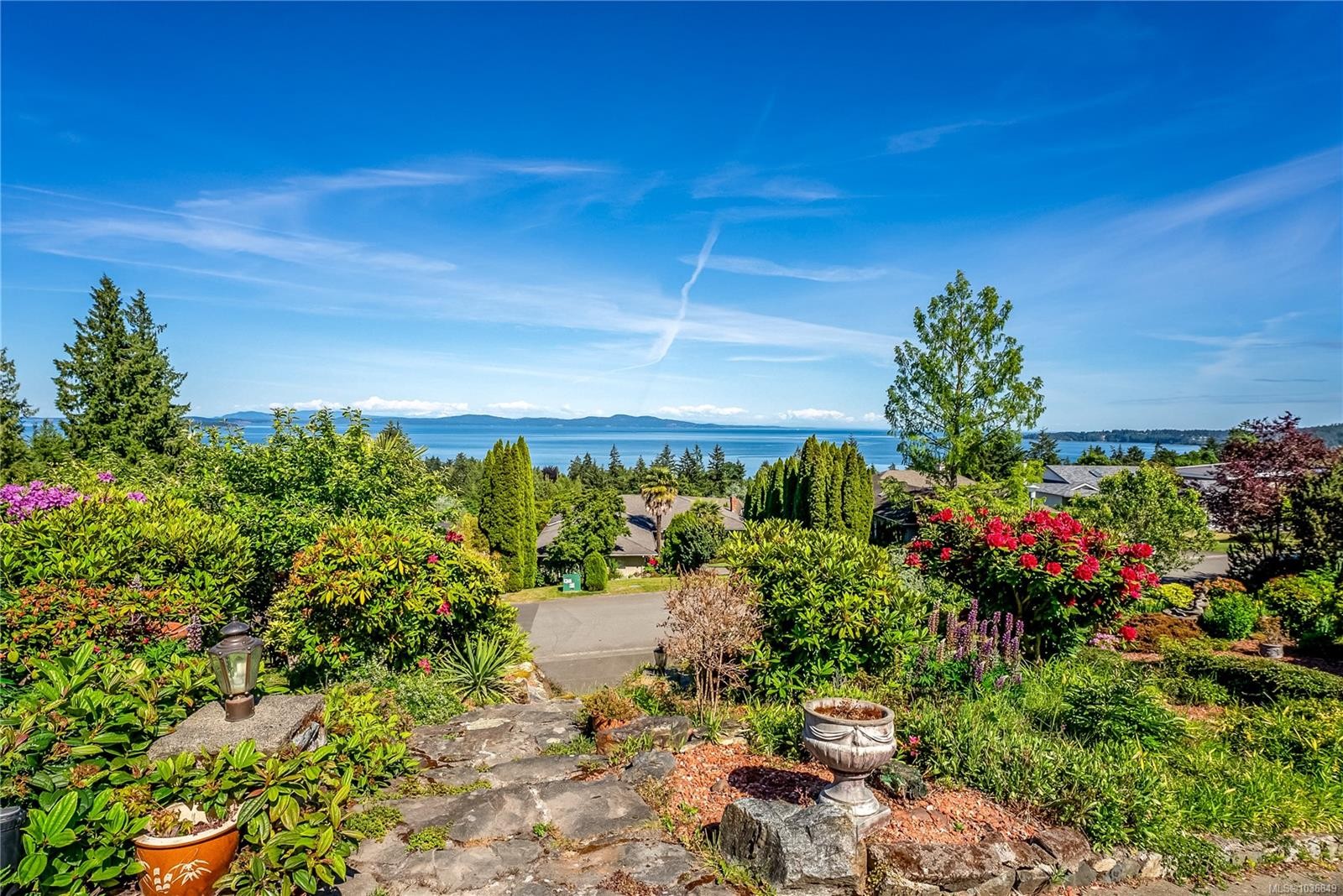 5200 Polson Terr, Saanich, BC