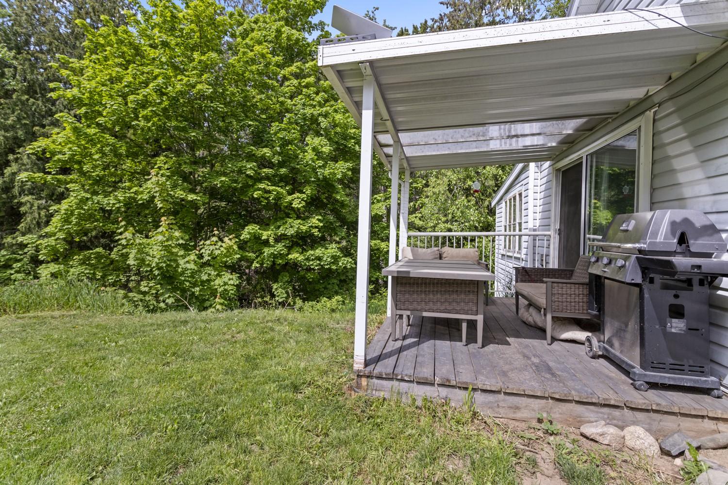 5510 Duck Creek Road, Wynndel, BC - Outdoor With Deck Patio Veranda With Exterior