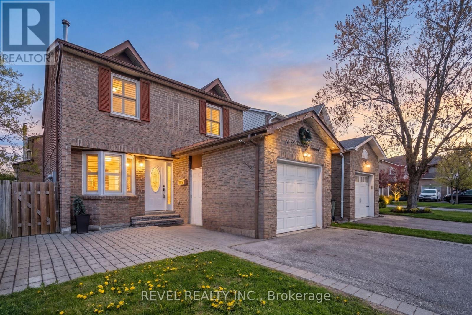 1518 Woodruff Crescent, Pickering, ON - Outdoor