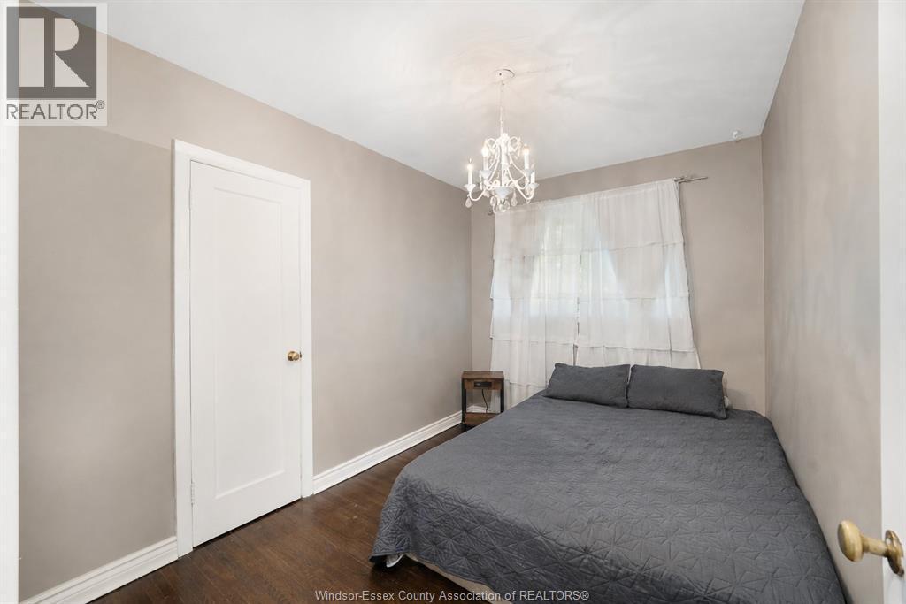 3668 Mckay, Windsor, ON - Indoor Photo Showing Bedroom