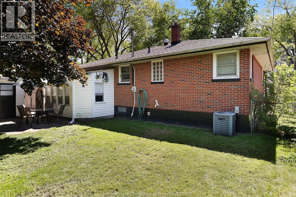 3668 Mckay, Windsor, ON - Outdoor With Exterior