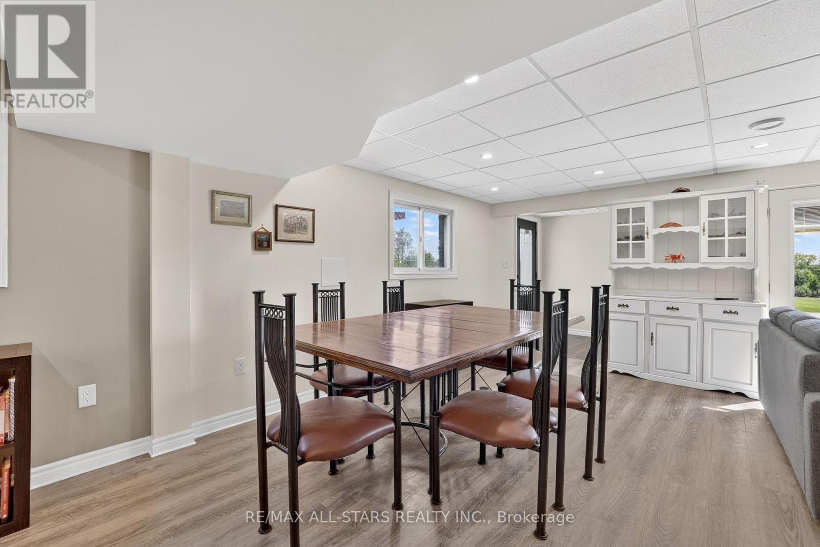 In-law suite with separate entrance - 10655 Sideroad 17, Brock, ON