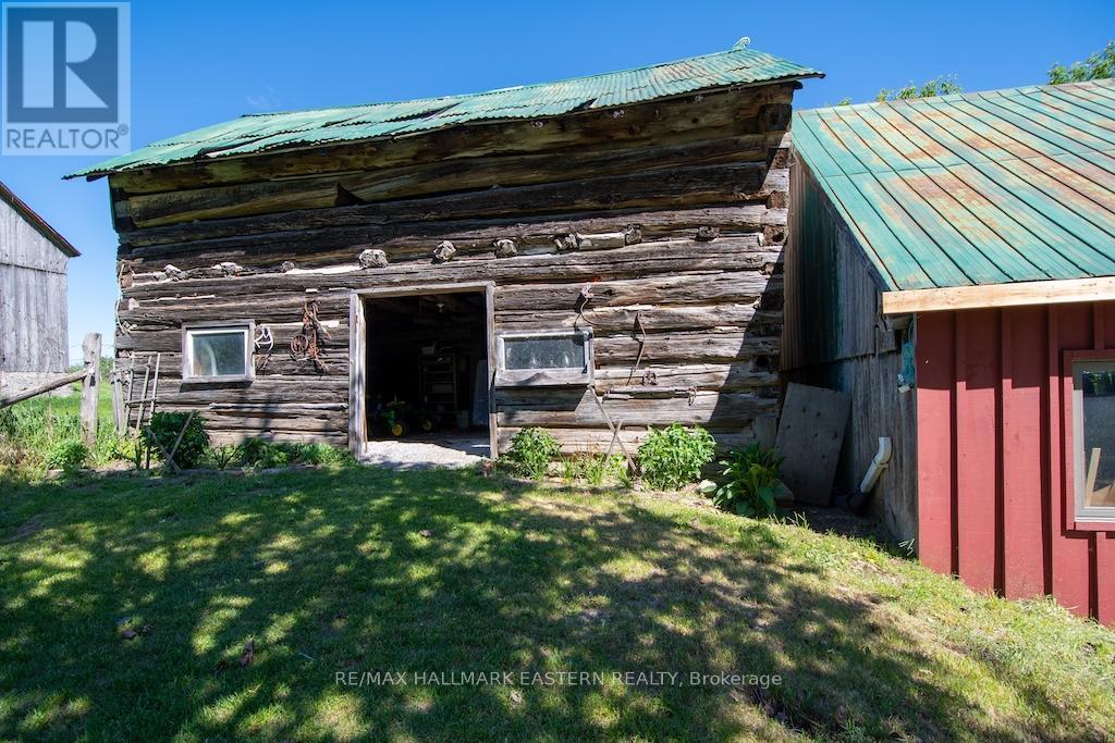 2279 Pigeon Lake Road, Kawartha Lakes (Bobcaygeon), ON - Outdoor