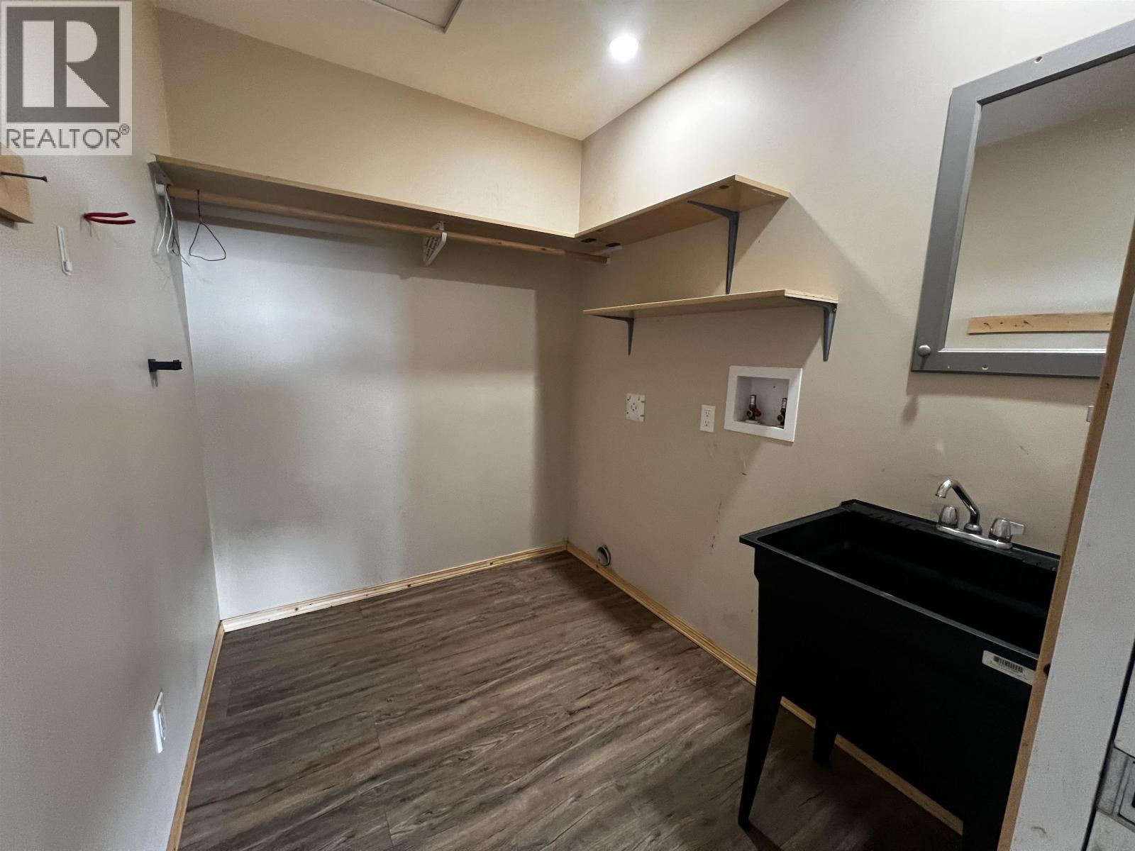 100 Schritt Crescent, Burns Lake, BC - Indoor Photo Showing Other Room