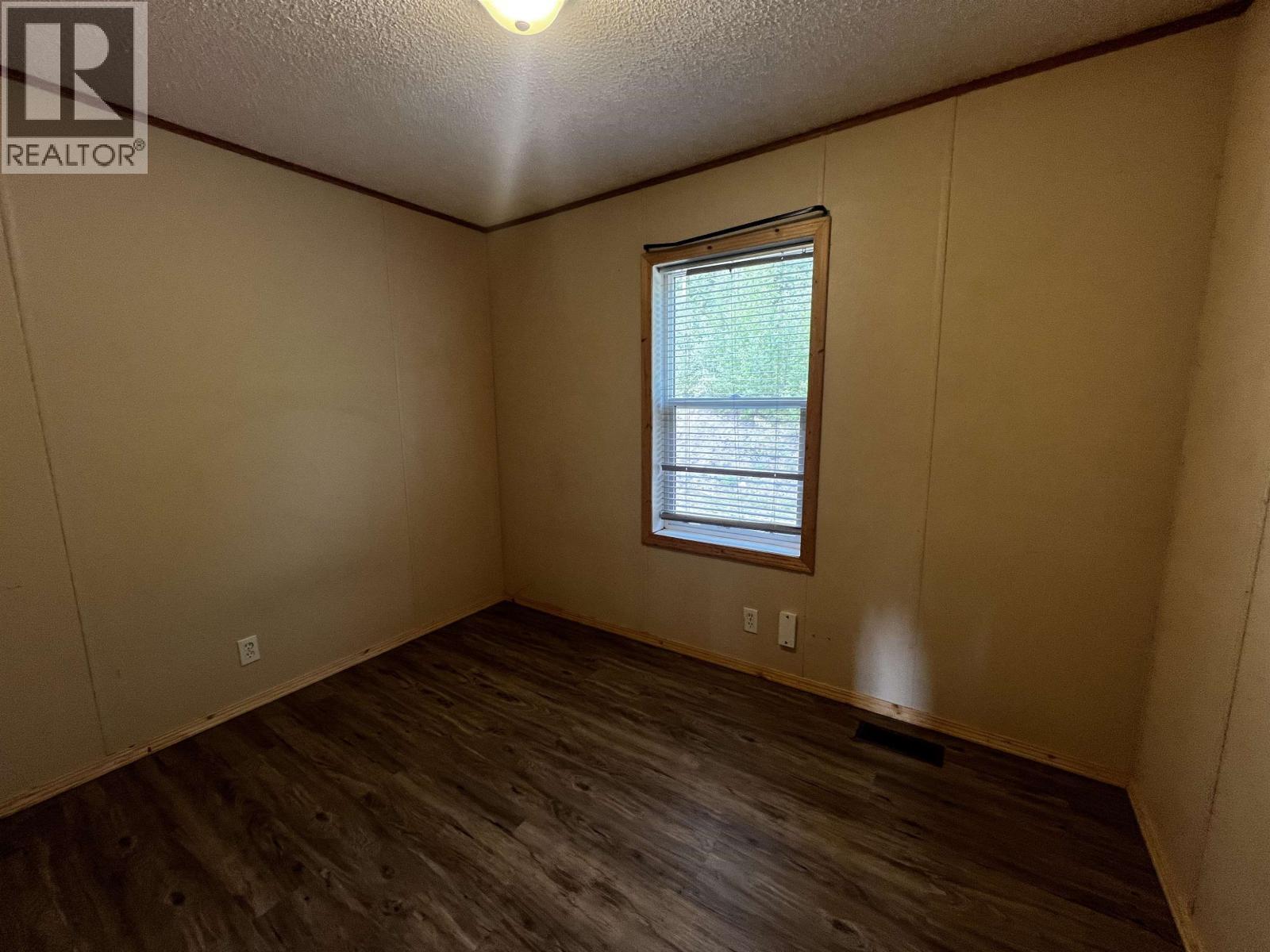 100 Schritt Crescent, Burns Lake, BC - Indoor Photo Showing Other Room