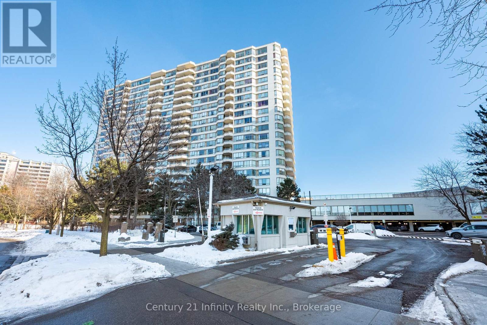 1206 - 5 Greystone Walk Drive, Toronto (Kennedy Park), ON - Outdoor