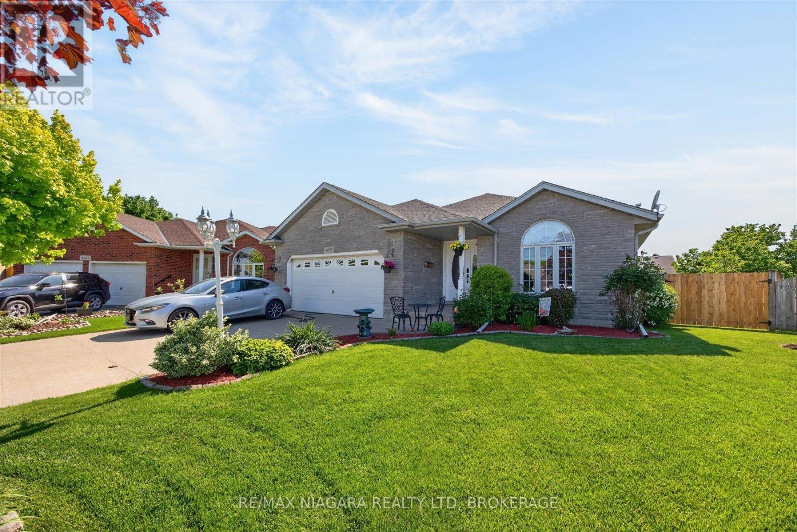 4457 Kathleen Crescent, Niagara Falls (Ascot), ON