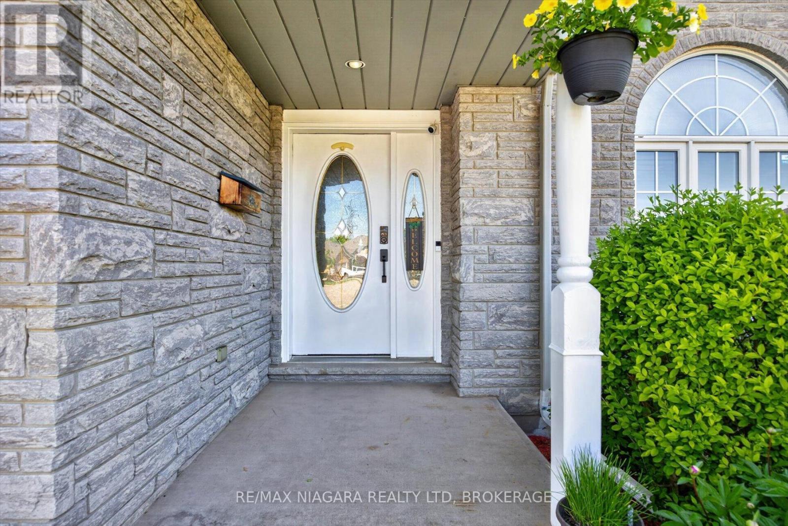 4457 Kathleen Crescent, Niagara Falls (Ascot), ON