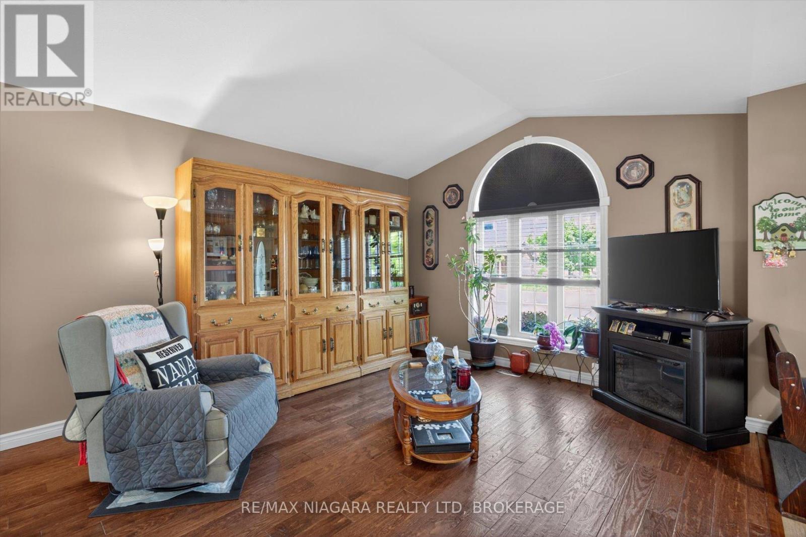 Living Room - 4457 Kathleen Crescent, Niagara Falls (Ascot), ON