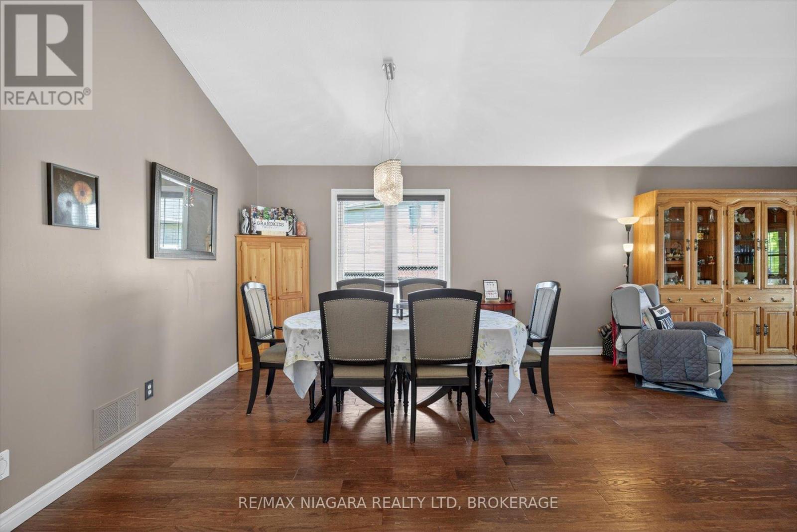 Dining Room - 4457 Kathleen Crescent, Niagara Falls (Ascot), ON
