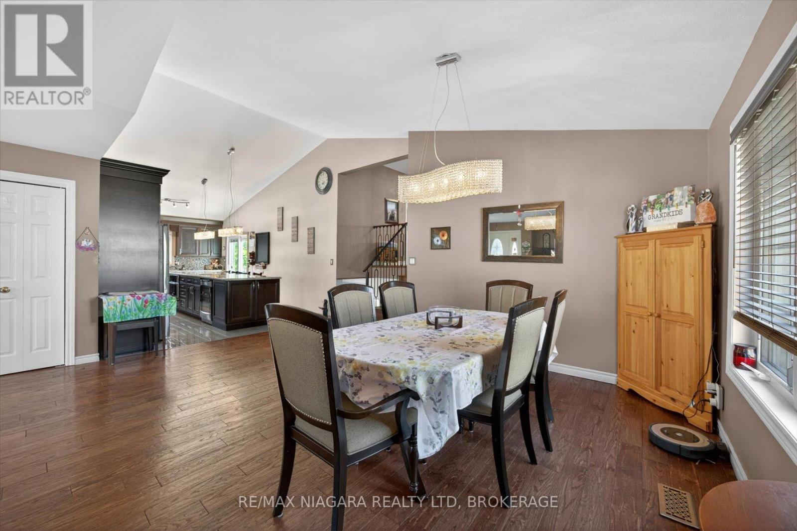 Dining Room/Kitchen - 4457 Kathleen Crescent, Niagara Falls (Ascot), ON