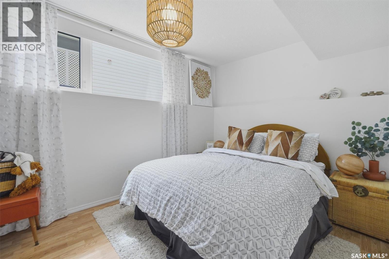 52 Potter Crescent, Saskatoon, SK - Indoor Photo Showing Bedroom