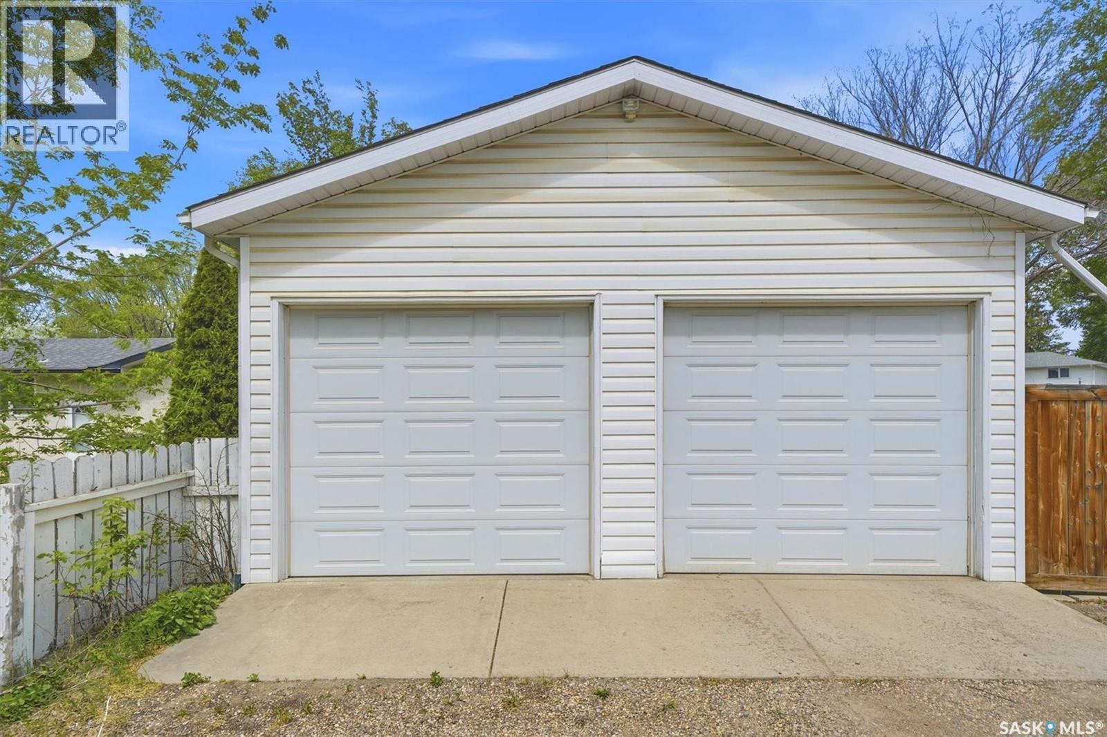 52 Potter Crescent, Saskatoon, SK - Outdoor With Exterior