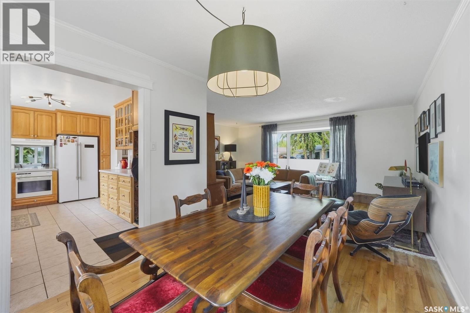 52 Potter Crescent, Saskatoon, SK - Indoor Photo Showing Dining Room