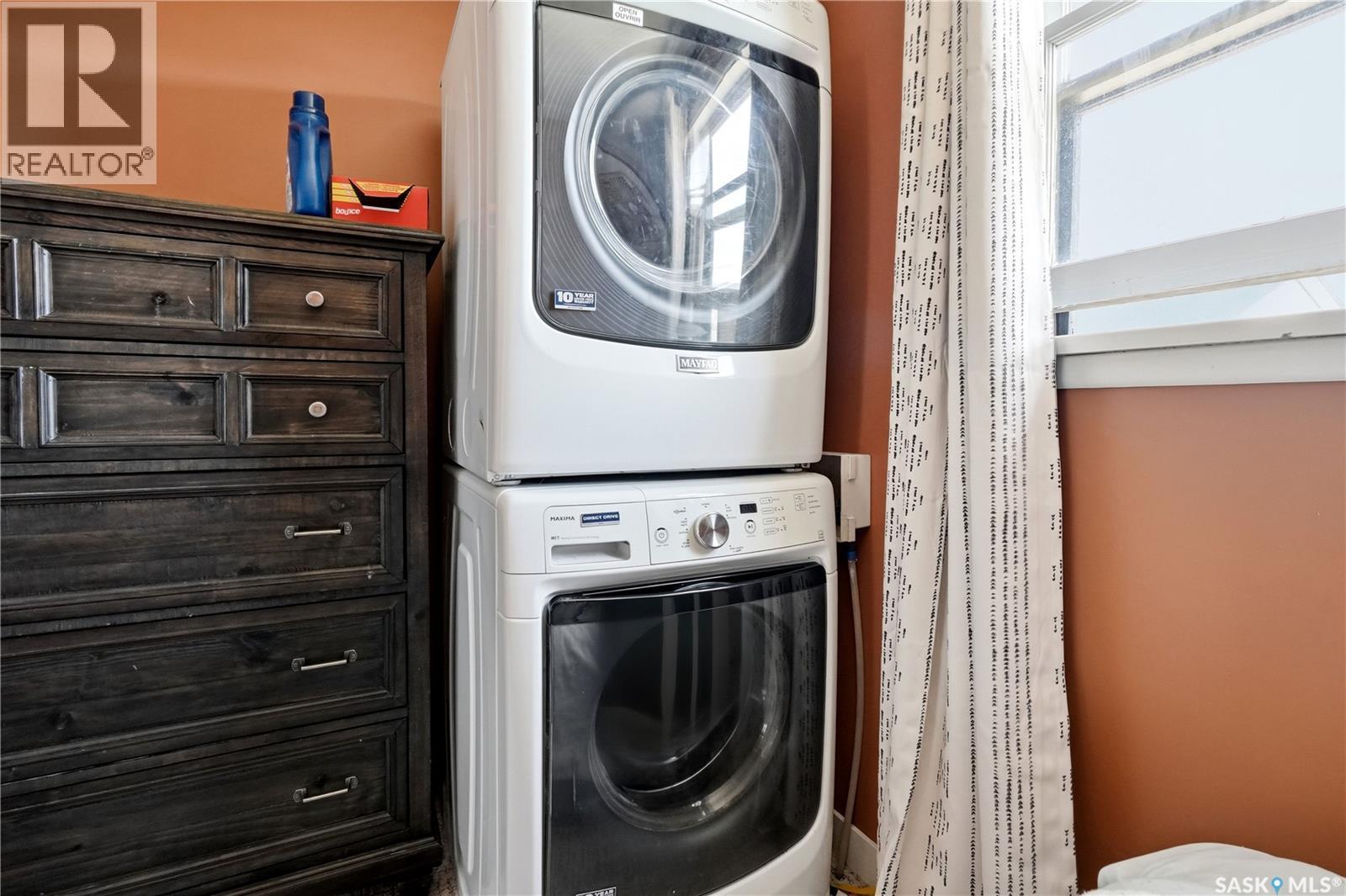 780 Railway Avenue, Elbow, SK - Indoor Photo Showing Laundry Room
