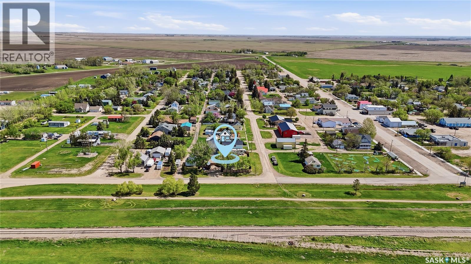 780 Railway Avenue, Elbow, SK - Outdoor With View