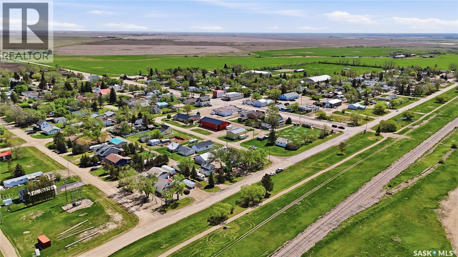 780 Railway Avenue, Elbow, SK - Outdoor With View