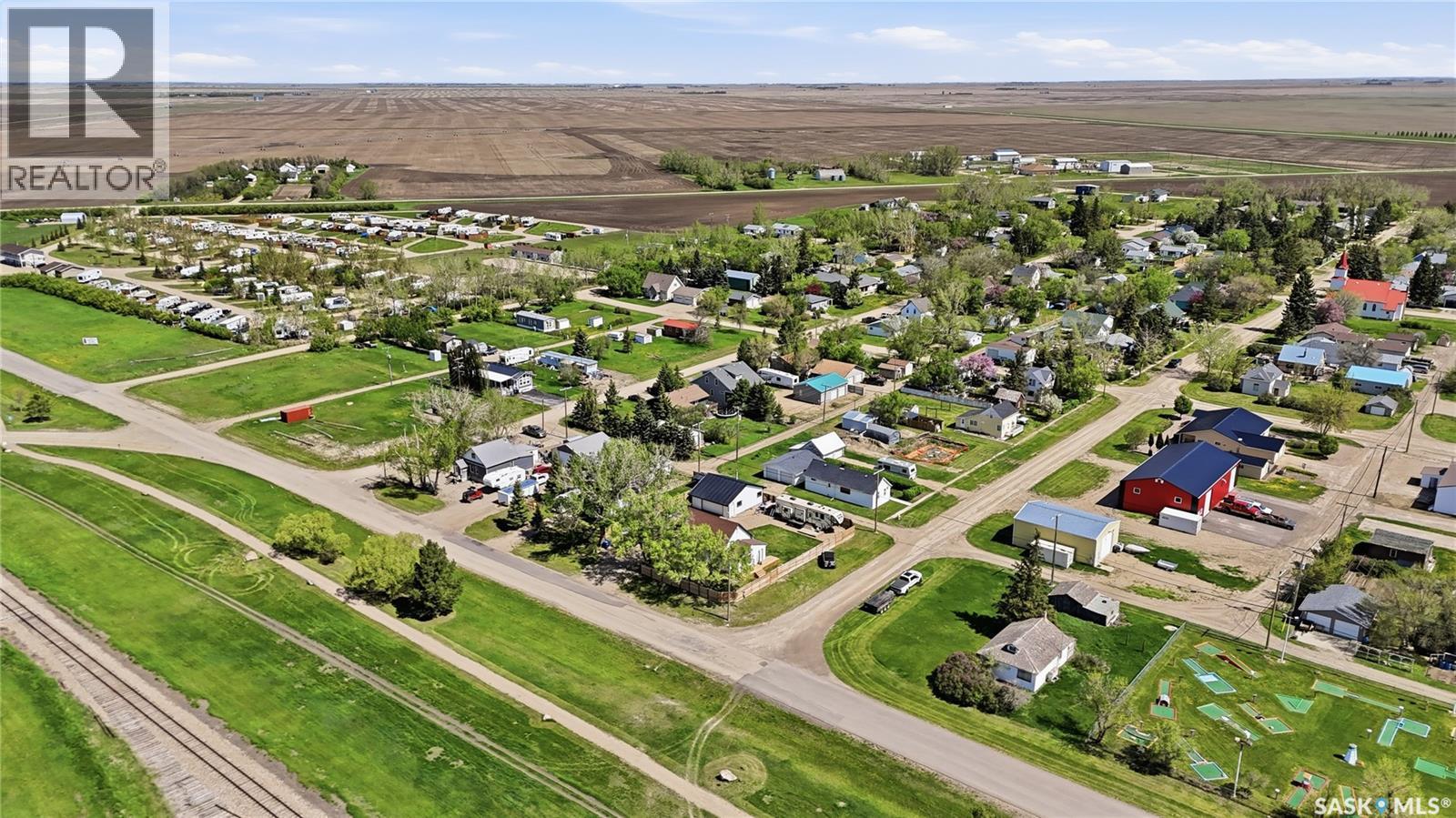 780 Railway Avenue, Elbow, SK - Outdoor With View