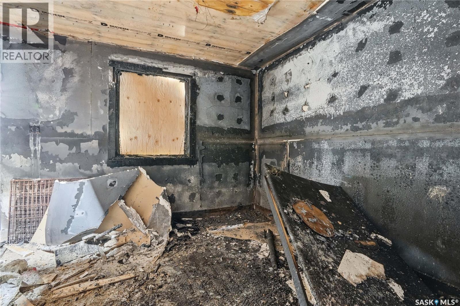 844 6Th Avenue Nw, Moose Jaw, SK - Photo Showing Other Room
