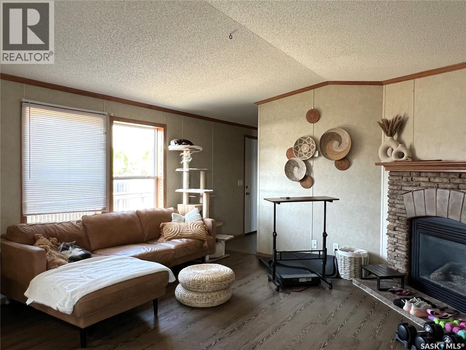 609 6Th Street E, Meadow Lake, SK