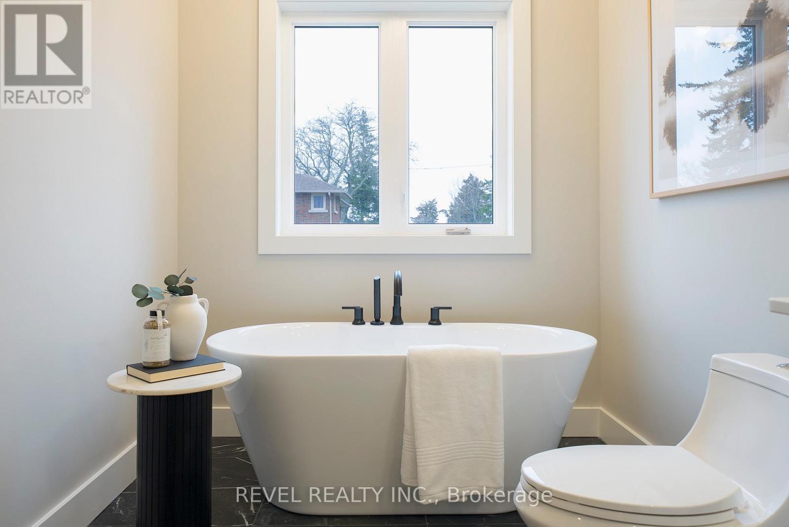 Lot 17 Augustus Street, Brant, ON - Indoor Photo Showing Bathroom