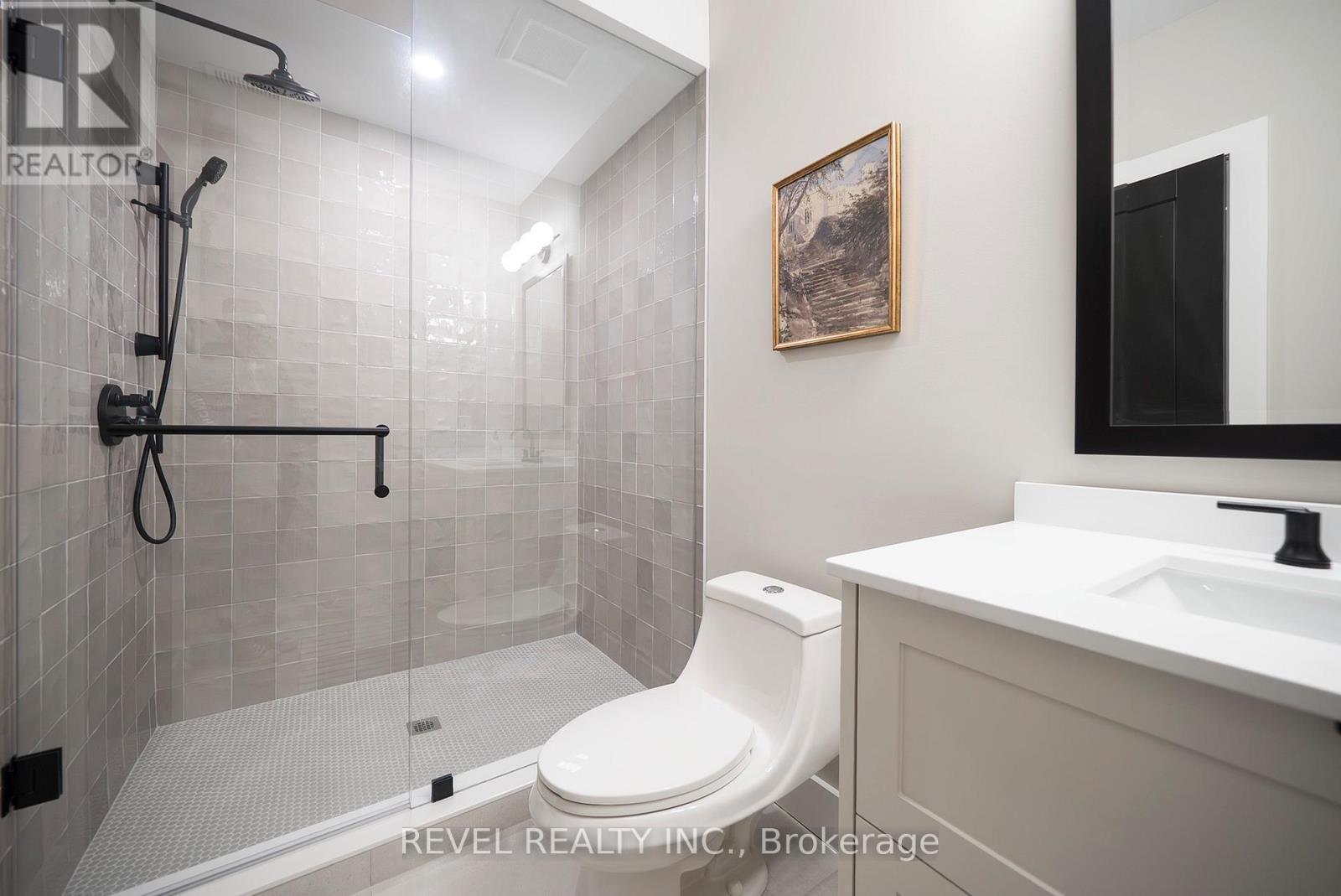 Lot 17 Augustus Street, Brant, ON - Indoor Photo Showing Bathroom