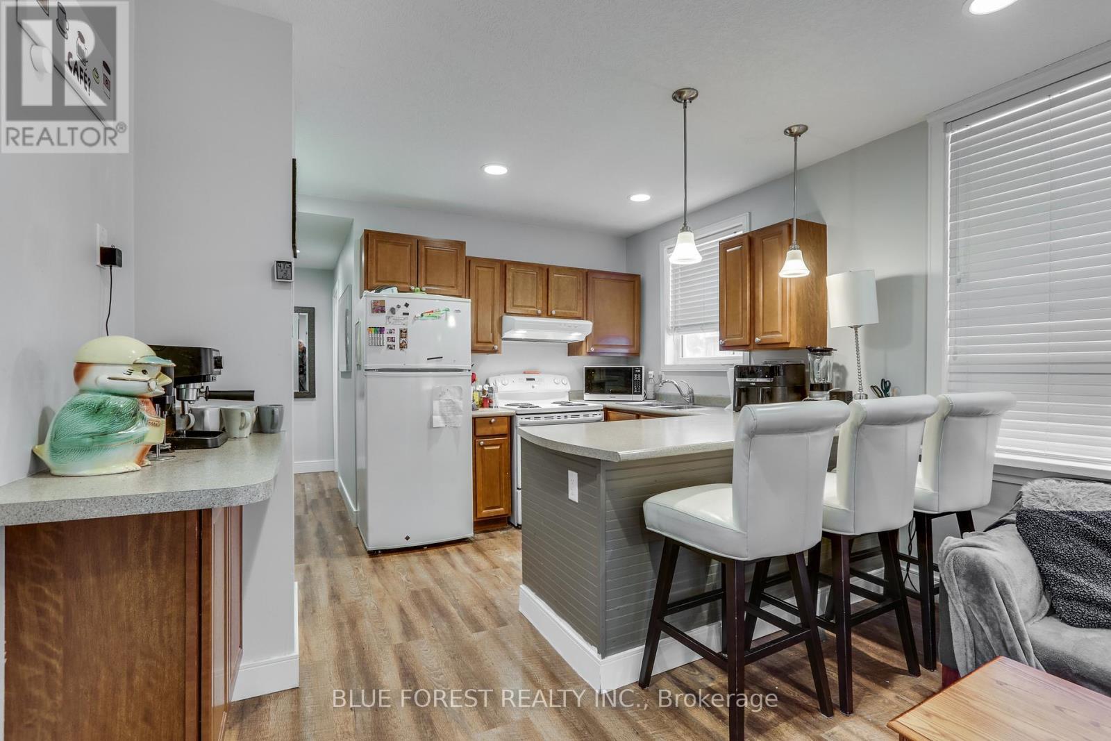 17 Mcdonald Avenue, London North (North K), ON - Indoor