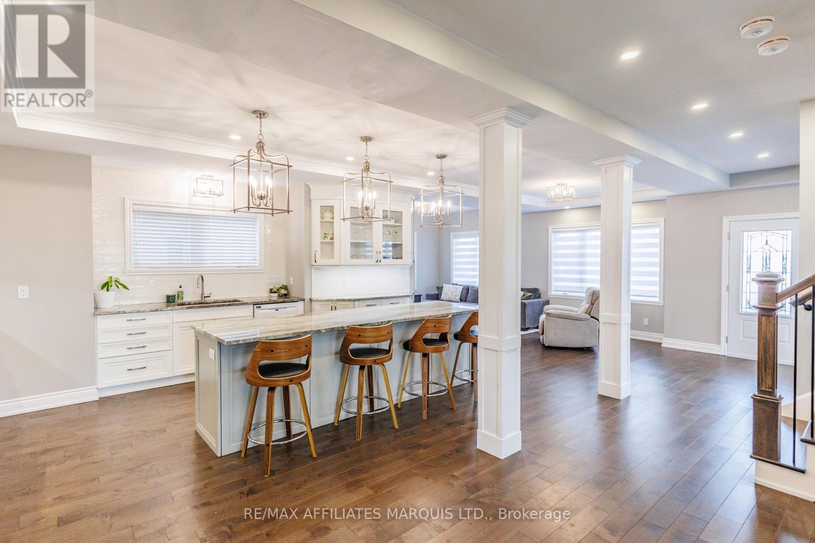 3314 Montreal Road, Cornwall, ON - Indoor