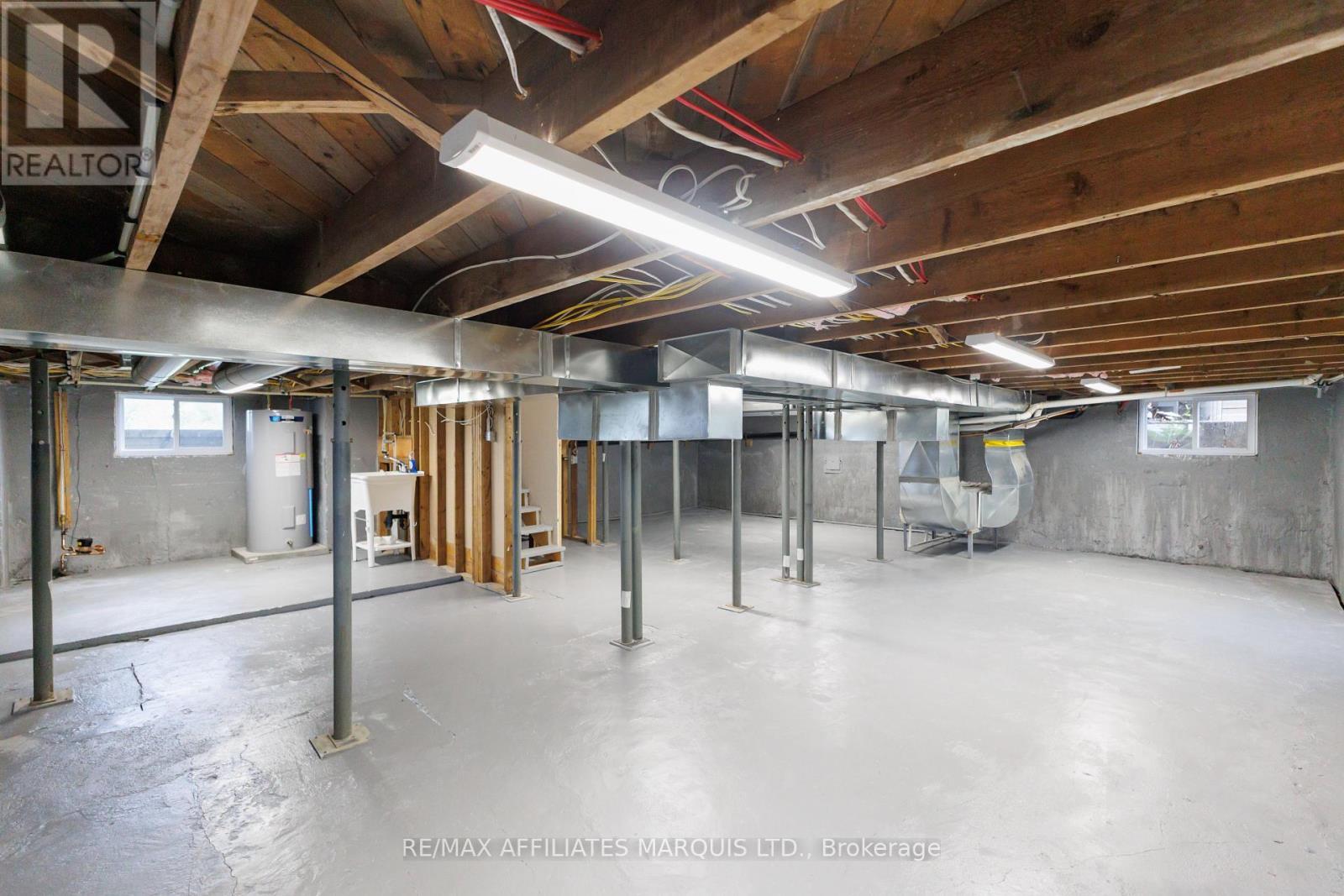 3314 Montreal Road, Cornwall, ON - Indoor Photo Showing Basement