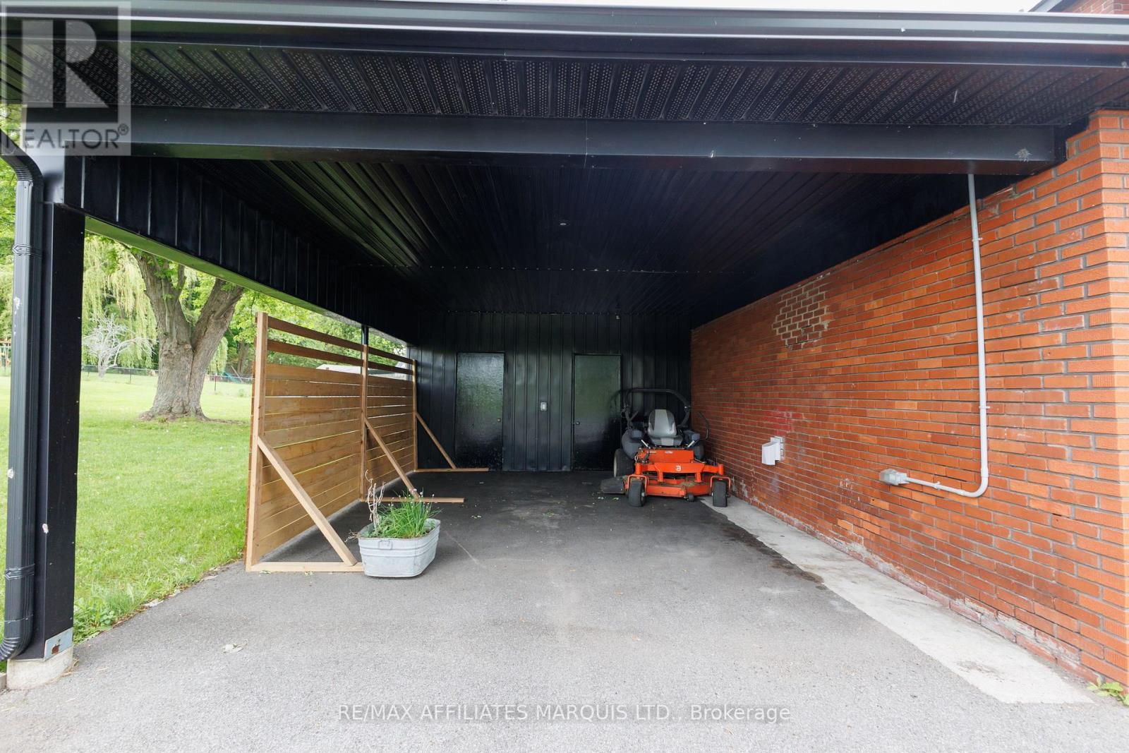 3314 Montreal Road, Cornwall, ON - Outdoor With Exterior
