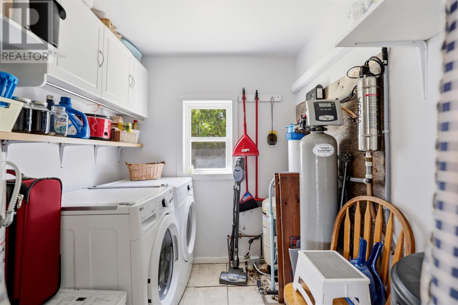 540 Smith Rd, Desbarats, ON - Indoor Photo Showing Laundry Room