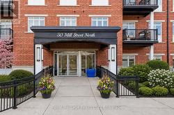 211 - 50 MILL STREET N Port Hope, ON L1A 2T1