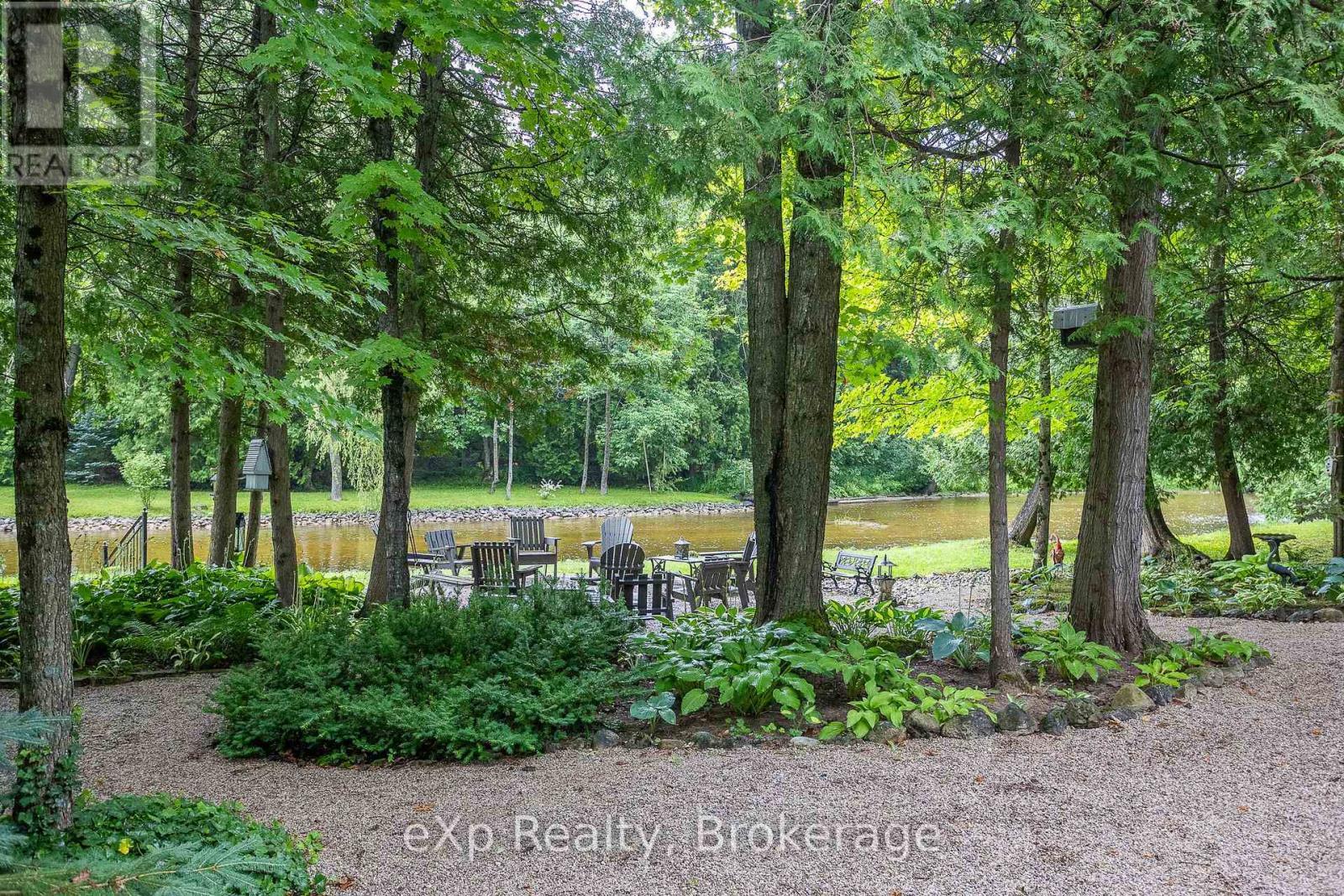 127 Paisley Drive, Chatsworth, ON - Outdoor