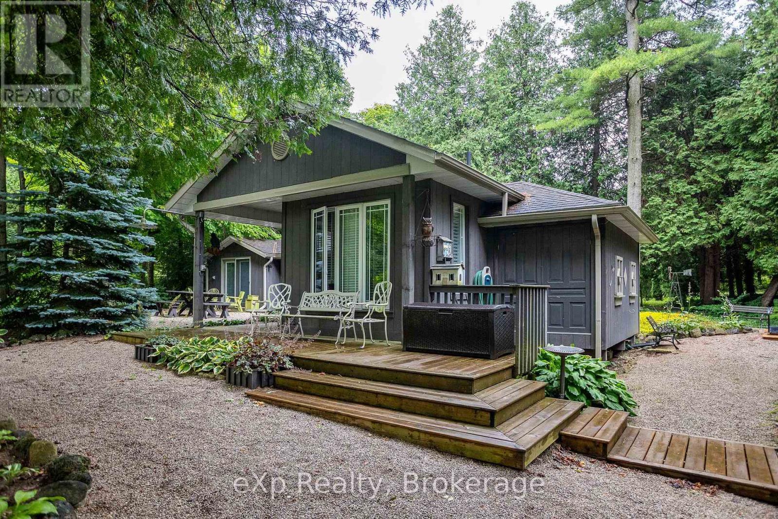 127 Paisley Drive, Chatsworth, ON - Outdoor With Deck Patio Veranda