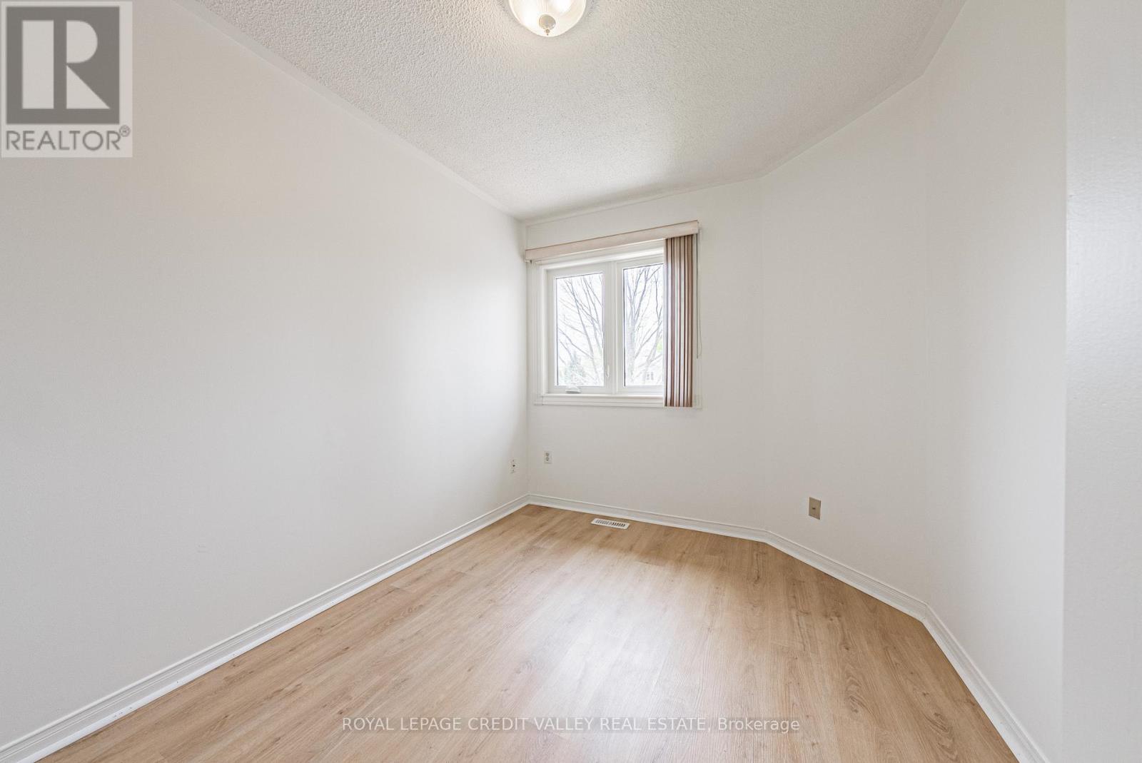 155 Saddletree Trail, Brampton, ON - Indoor Photo Showing Other Room