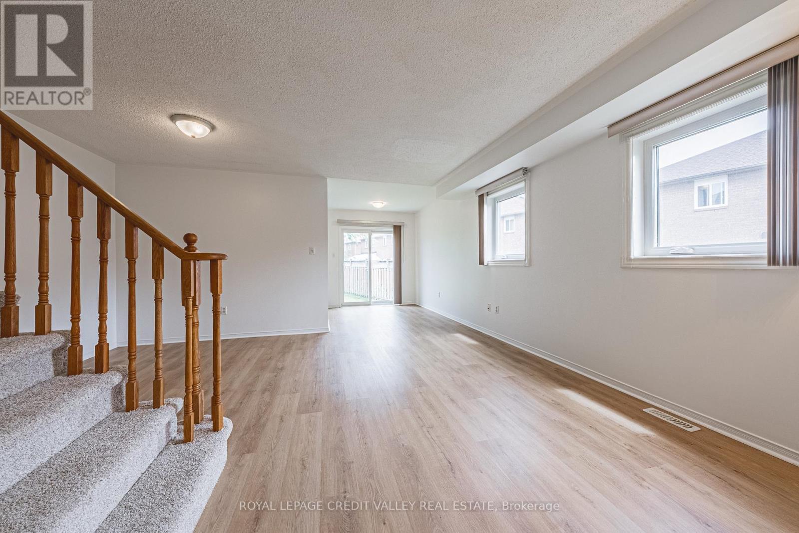 155 Saddletree Trail, Brampton, ON - Indoor Photo Showing Other Room