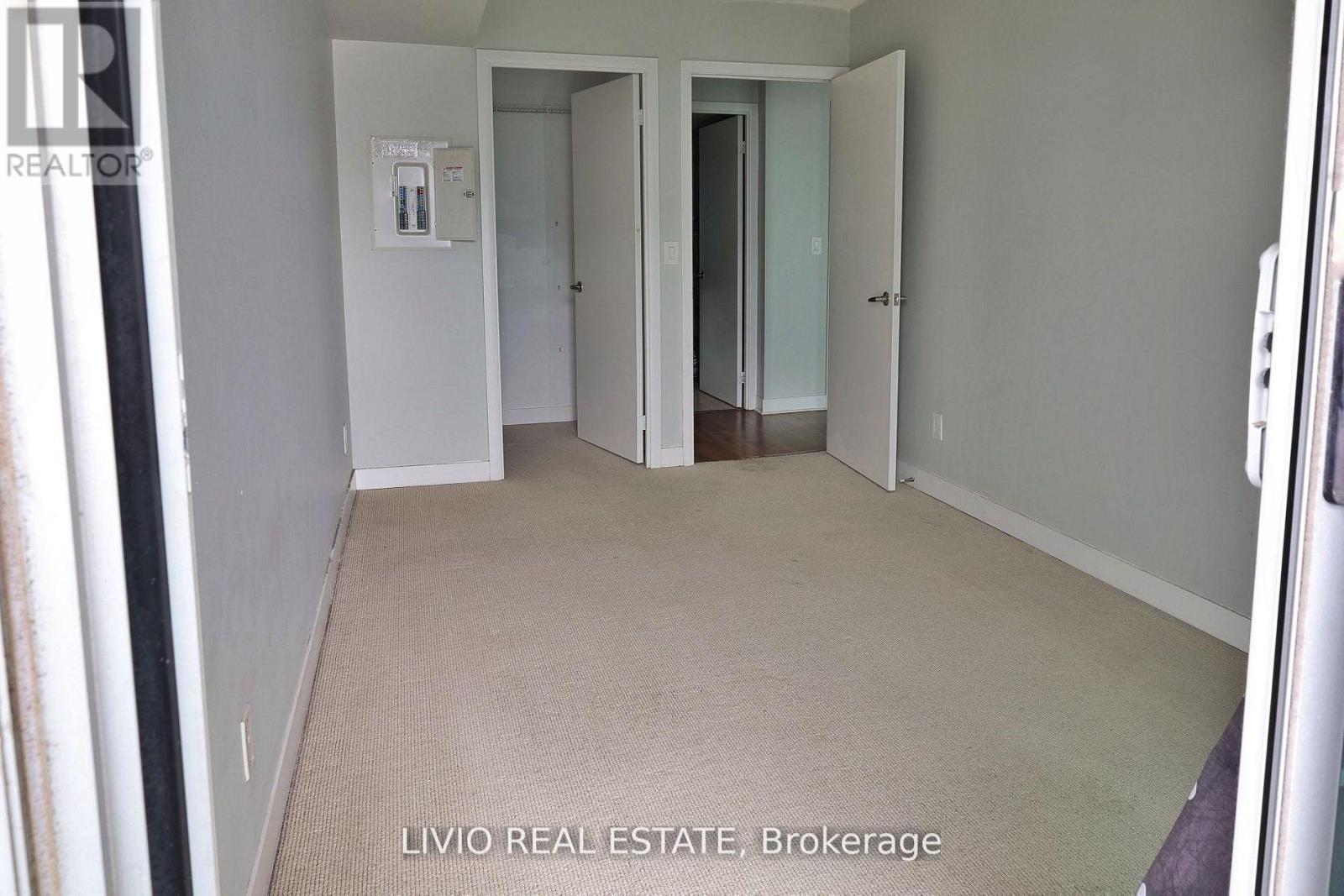 2101 - 155 Legion Road N, Toronto, ON - Indoor Photo Showing Other Room
