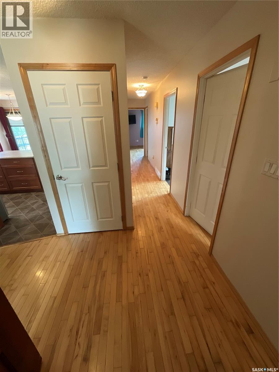207 7Th Street S, Wakaw, SK - Indoor Photo Showing Other Room