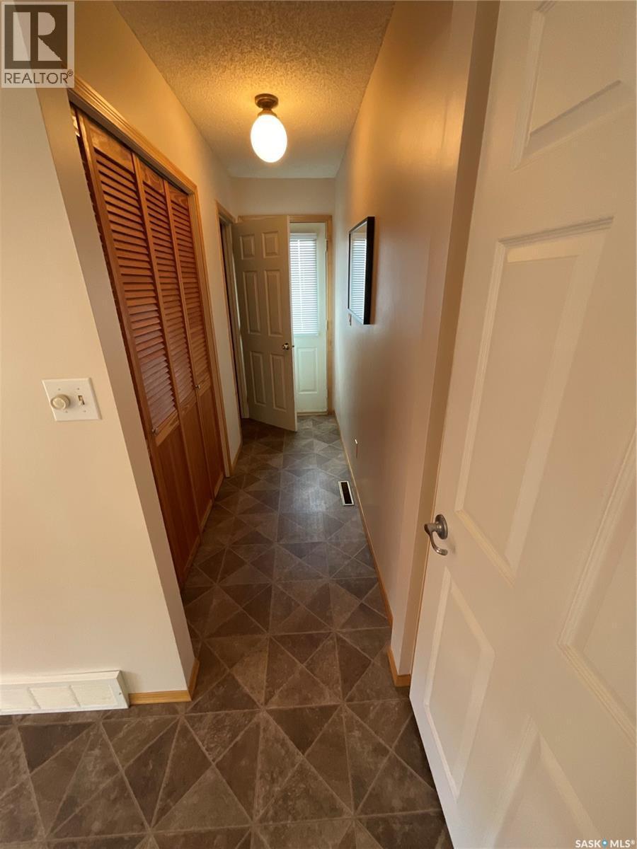 207 7Th Street S, Wakaw, SK - Indoor Photo Showing Other Room