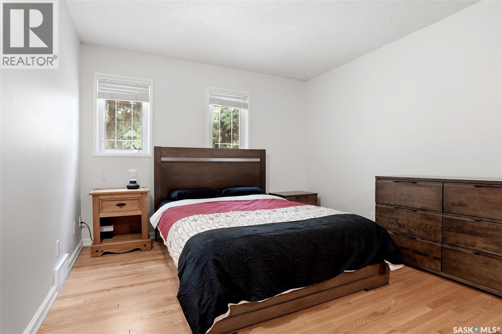 2231 Mcintyre Street, Regina, SK - Indoor Photo Showing Bedroom