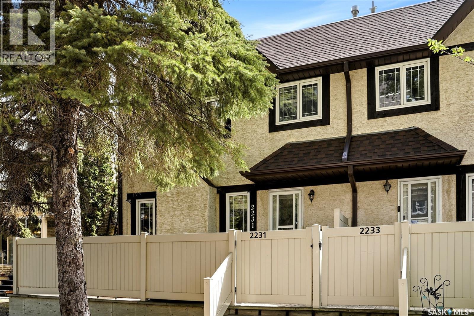 2231 Mcintyre Street, Regina, SK - Outdoor