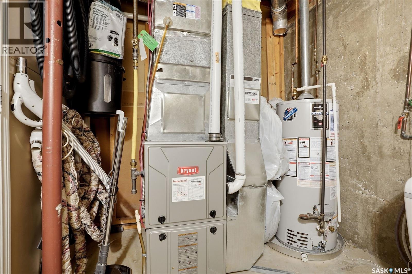 2231 Mcintyre Street, Regina, SK - Indoor Photo Showing Basement