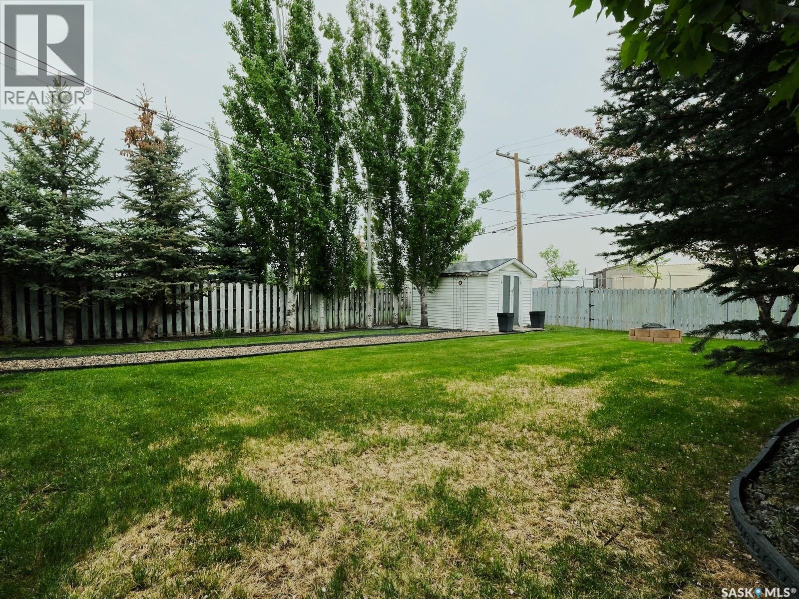 302 7Th Street E, Rosetown, SK - Outdoor