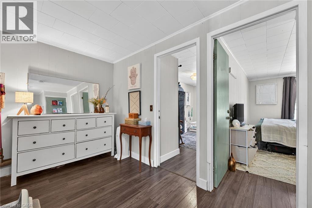 18 King Street Unit# A&B, Cayuga, ON - Indoor Photo Showing Bedroom