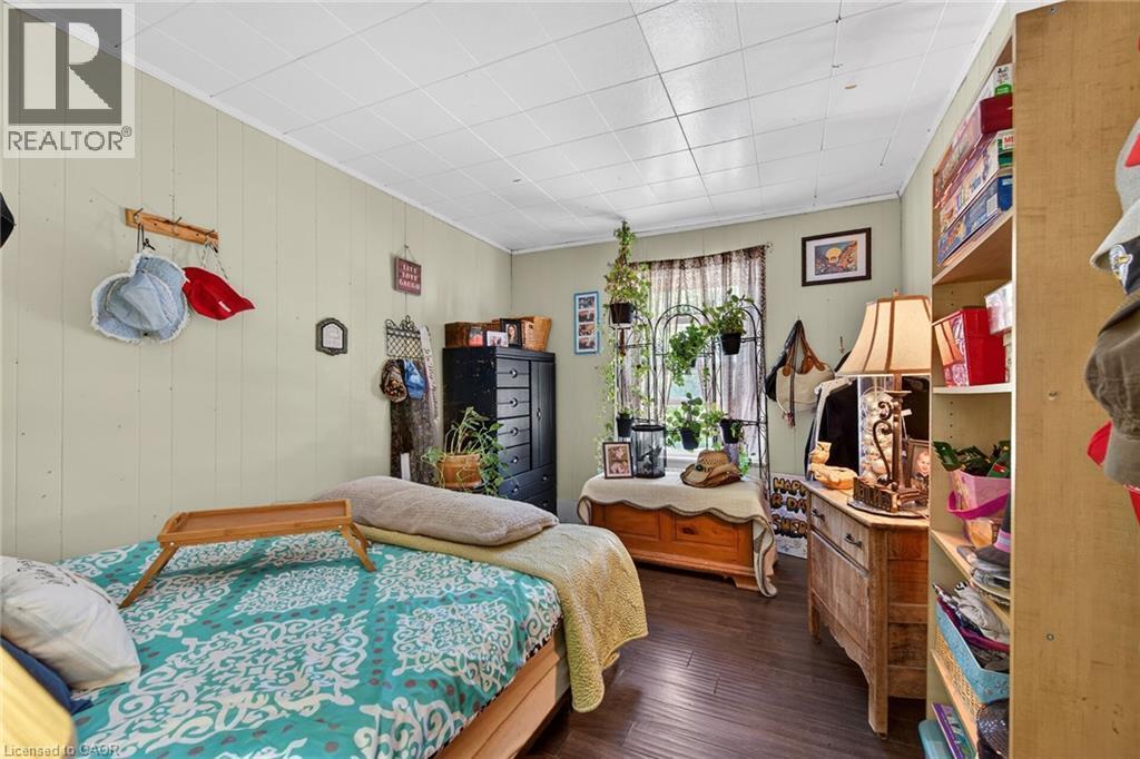 18 King Street Unit# A&B, Cayuga, ON - Indoor Photo Showing Bedroom